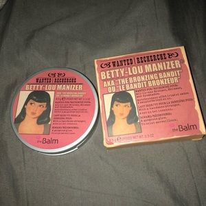 The Balm Betty Lou-Manizer